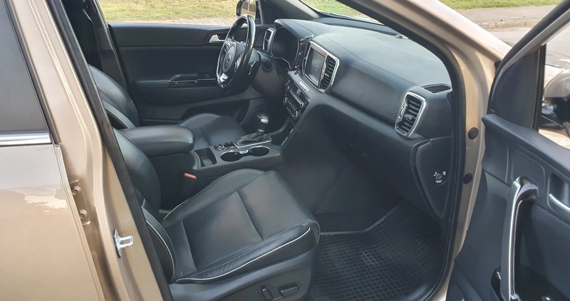 Kia Sportage cena 97800 przebieg: 138000, rok produkcji 2018 z Mielec małe 379
